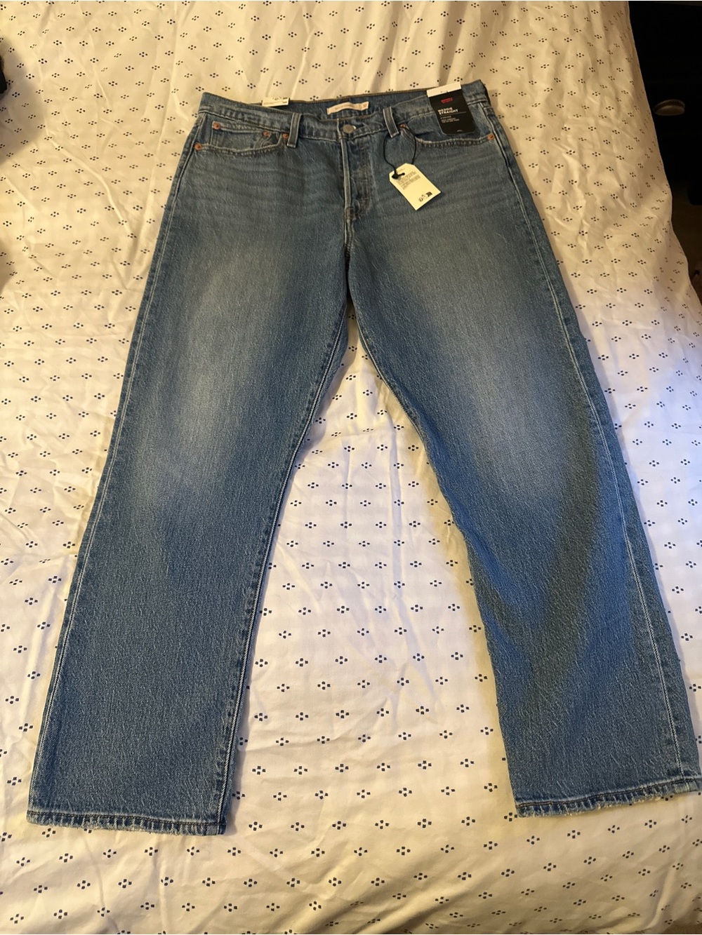 Levi's women’s Wedgie Straight Leg Medium Blue Jeans